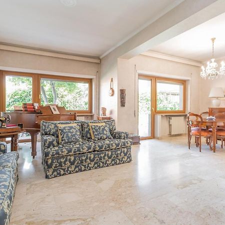 St Peters Garden 3 Bdr Apartment Рим Экстерьер фото